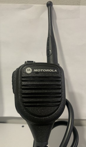 Motorola PMMN4061B Speaker Microphone - 30in Cord & Antenna Connector - Zdjęcie 2 z 9
