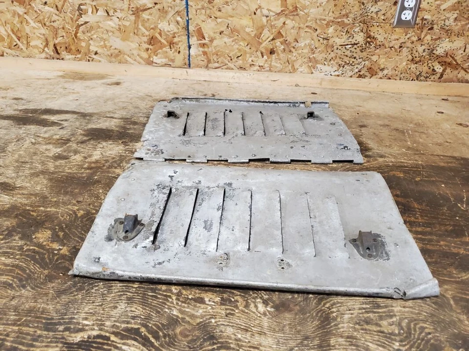 1909 - 1915 Ford Model T aluminum Hood Parts - Image 4 of 4