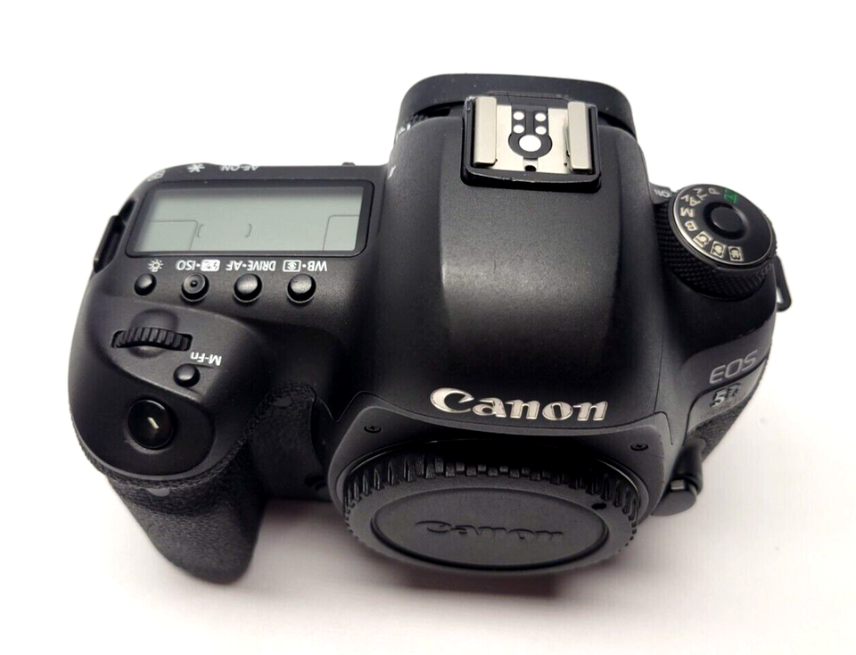 Canon EOS 5D MARK IV 30.4 MP Digital SLR CameraBlack Mark 4 Body Only