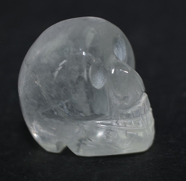 Skull .71" Clear Quartz Crystal Hand Carved Chakra Realistic Healing Gem Sk122 Skull .71" Clear Quartz Crystal Hand Carved Chakra Realistic Healing Gem Sk122
