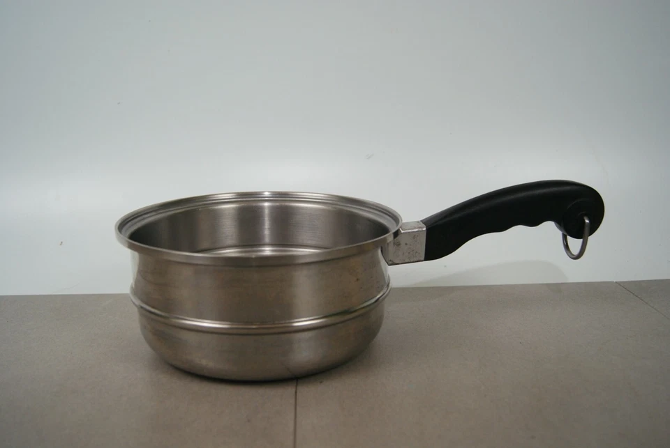 DE COLECCIÓN ENSALAD MASTER 8" ANCHO VAPOR COLADOR INSERTAR SARTÉN Foto 2 de 3