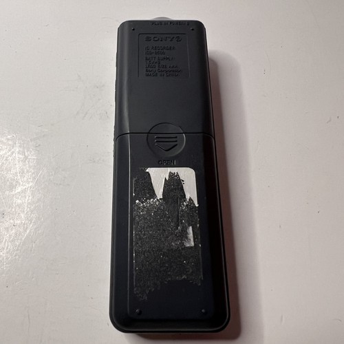 Sony ICD-B500 (256 MB, 150 Hours) Handheld Digital Voice Recorder - Picture 8 of 10