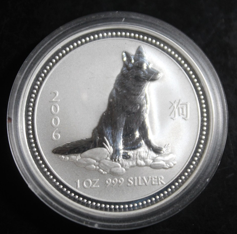 2006 Australian silver coin 1oz 0.999  Year of the Dog Proof/Satin Finish in Cap
