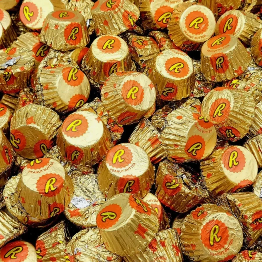 REESE'S Peanut Butter Cups - Bulk Miniatures Candy (Gold Foil)
