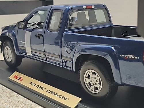 Vintage 2004 Maisto 2004 GMC Canyon 1:18 Scale Die-Cast Pick-up Truck - Picture 7 of 24