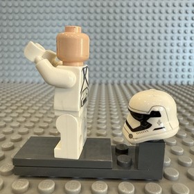 Star Wars LEGO MINIFIG Minifigure sw0695 FIRST ORDER HEAVY ASSAULT  TROOPER75132