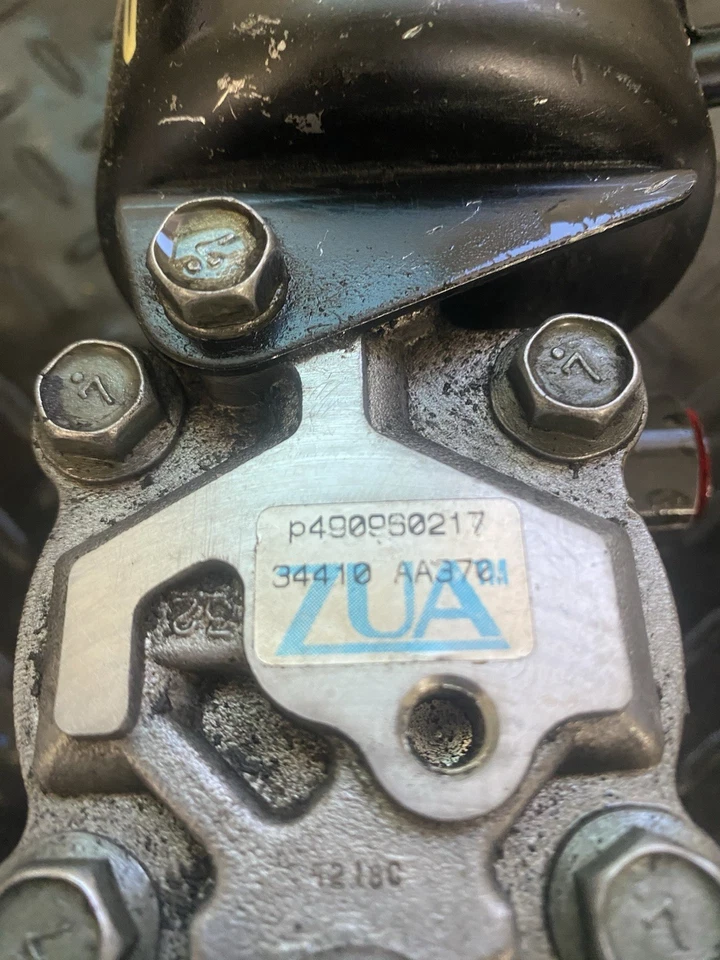 Bomba de dirección asistida OEM 1999-2001 Subaru Legacy Impreza Foto 4 de 4