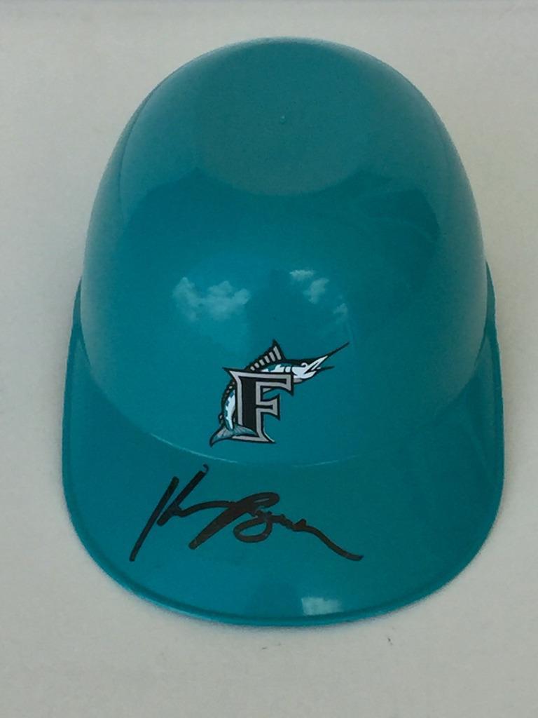 Picture 1 of 1