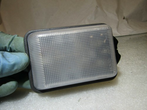Isuzu Trooper Duty 98-02 3.0 Kofferraum Hecktasche Innenleuchte Lampe - Bild 4 von 5