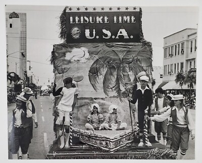 1975 Miami Florida Orange Bowl Junior Parade Float Leisure Kids Vtg Press Photo