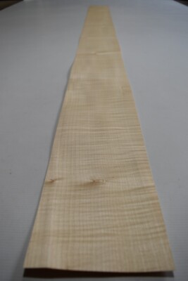 Figürliches Bergahornfurnier - flexible Echtholzplatte - 1850 mm x 150 mm (72,8'' x 6'')