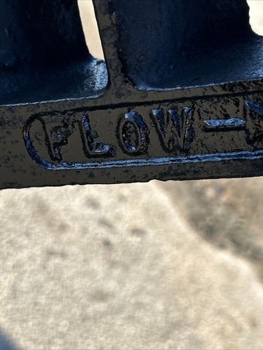 NEENAH FOUNDRY VANE GRATE R-3526 Cast Iron USA EXPY INLET BARRIER MOUNTABLE CURB - Picture 15 of 18