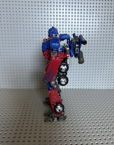 Transformers Studio Series 32 Optimus Prime - Picture 7 of 10