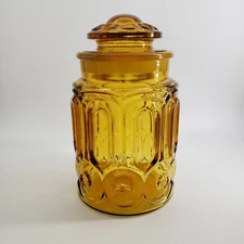 Vintage L E Smith Moon and Stars 9" Canister Honey Amber Ground Cover