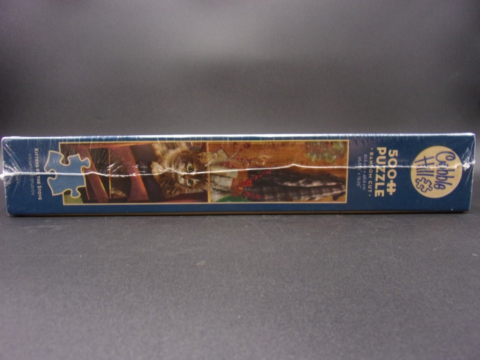 Cobble Hill Christmas Puzzle Kittens by the Stove 500 Piece Jigsaw Bob