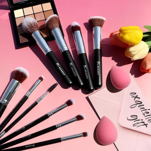Makeup Brush Set: Pro Foundation, Eyeshadow, Blush + 2 Sponges & Case - Picture 8 of 11