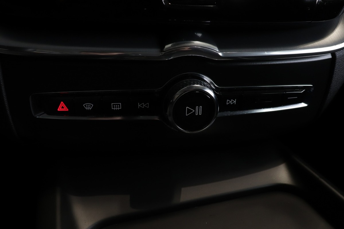 Volvo XC60 2,0 D4 190 Momentum aut. AWD