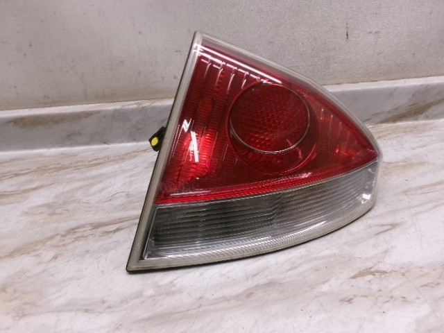 190849 03 04 05 06 07 Maserati Quattroporte Left Driver Side Tail Light Lamp