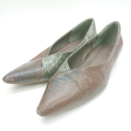 Bittoko All-Over Pattern Python Pattern Flat Pump… - image 1