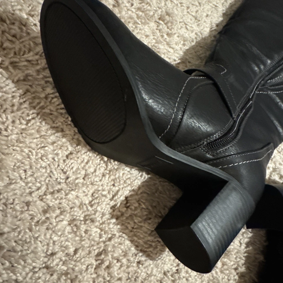 Botas negras Easy Street para mujer (altas) talla 6,5 W Foto 4 de 4