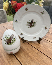 HEREND Speiseteller 1524/CHTGW aus Jagdservice und Osterei  mit Hasen Motiv