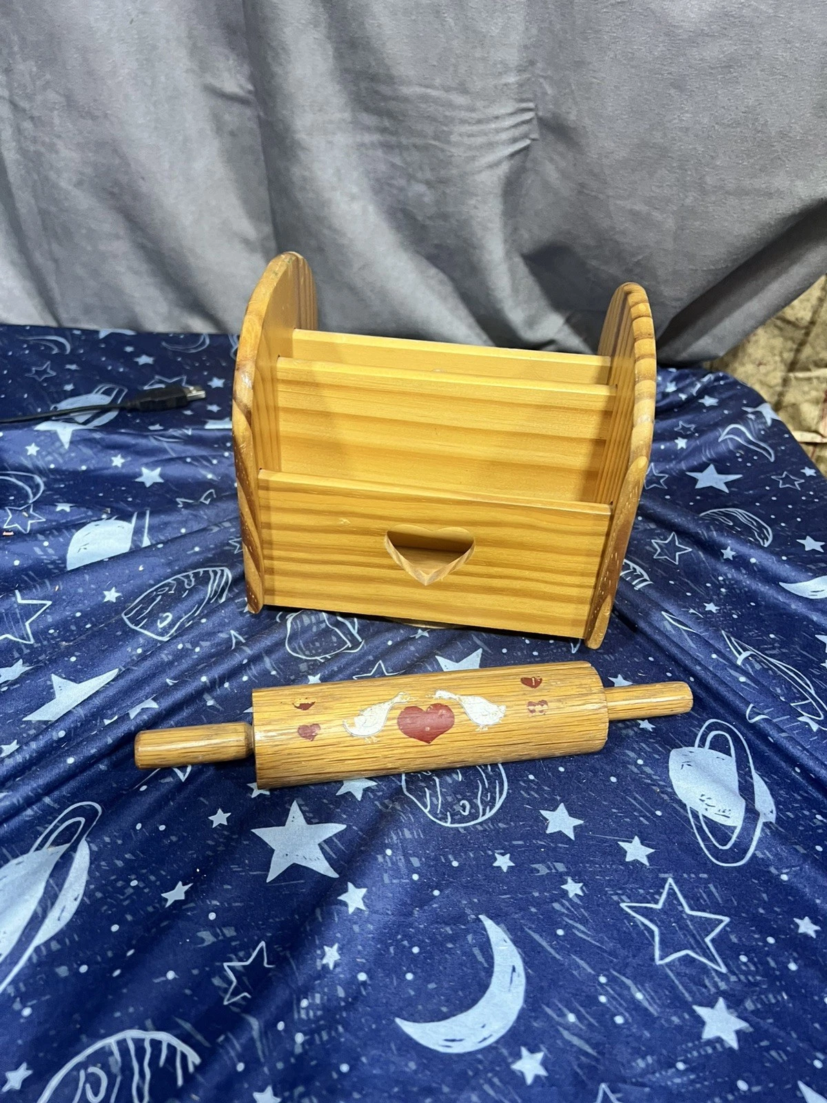 Vintage Wooden Rolling Pin Recipe Card Holder w/ Hearts & geese and lazy susan