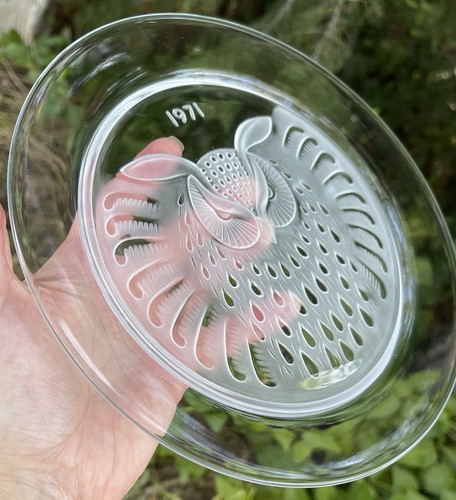 Plato de coleccionista anual de cristal vintage Lalique Francia 1971 búho - Imagen 2 de 23