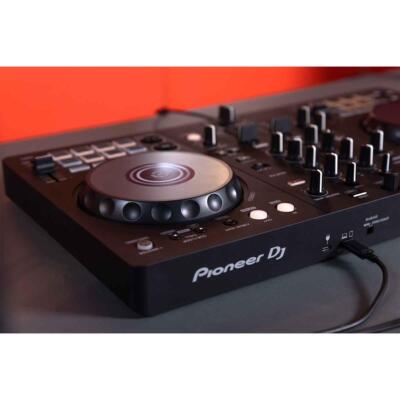 Pioneer DDJ-FLX4 2-Channel Serato Lite Rekordbox Software DJ Pioneer DDJ-FLX4 2-Channel Serato Lite Rekordbox Software DJ
