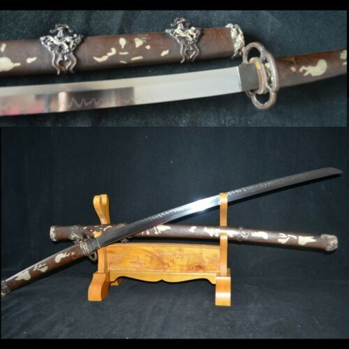 Japon ancien long arc bataille tir à l'arc flèche yoroi katana samouraï