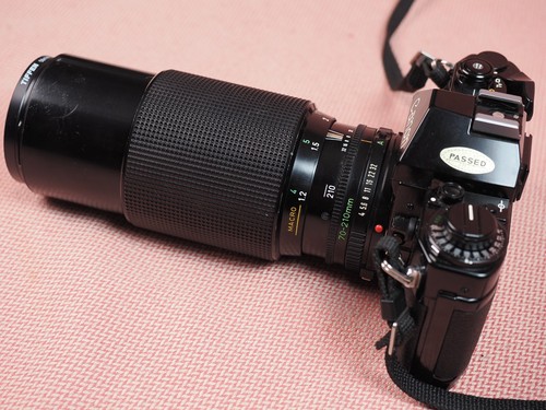 Canon A-1 A1 fotocamera pellicola 35mm con obiettivo Canon FD 70-210mm F4 testata funzionante - Foto 5 di 23