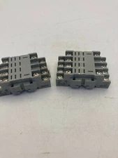 IDEC SH4B-05 RELAY SOCKET 14 BLADES 10A 300V DIN RAIL MOUNT (LOT OF 2)
