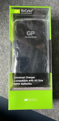 GP ReCyko+ Ladegerät Universalladegerät NiMH AAA, AA, C, D, 9V PP3