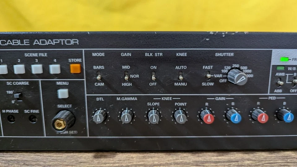 Unidade de controle de câmera Ikegami MA-400 CCU - Liga - DM13-2 - Imagem 3 de 4