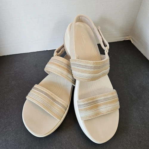 Clarks Cloudsteppers sandalo donna taglia 11W Arla passeggino beige tessuto combinato nuovo