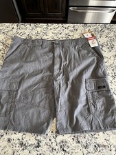 Wrangler Heritage Relaxed Fit Cargo Shorts Gray Cotton 10" Inseam Low Stretch