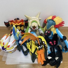 Lote de juguetes de peluche Pokemon Center incluyendo Inteleon Brionne Solgaleo Lunala