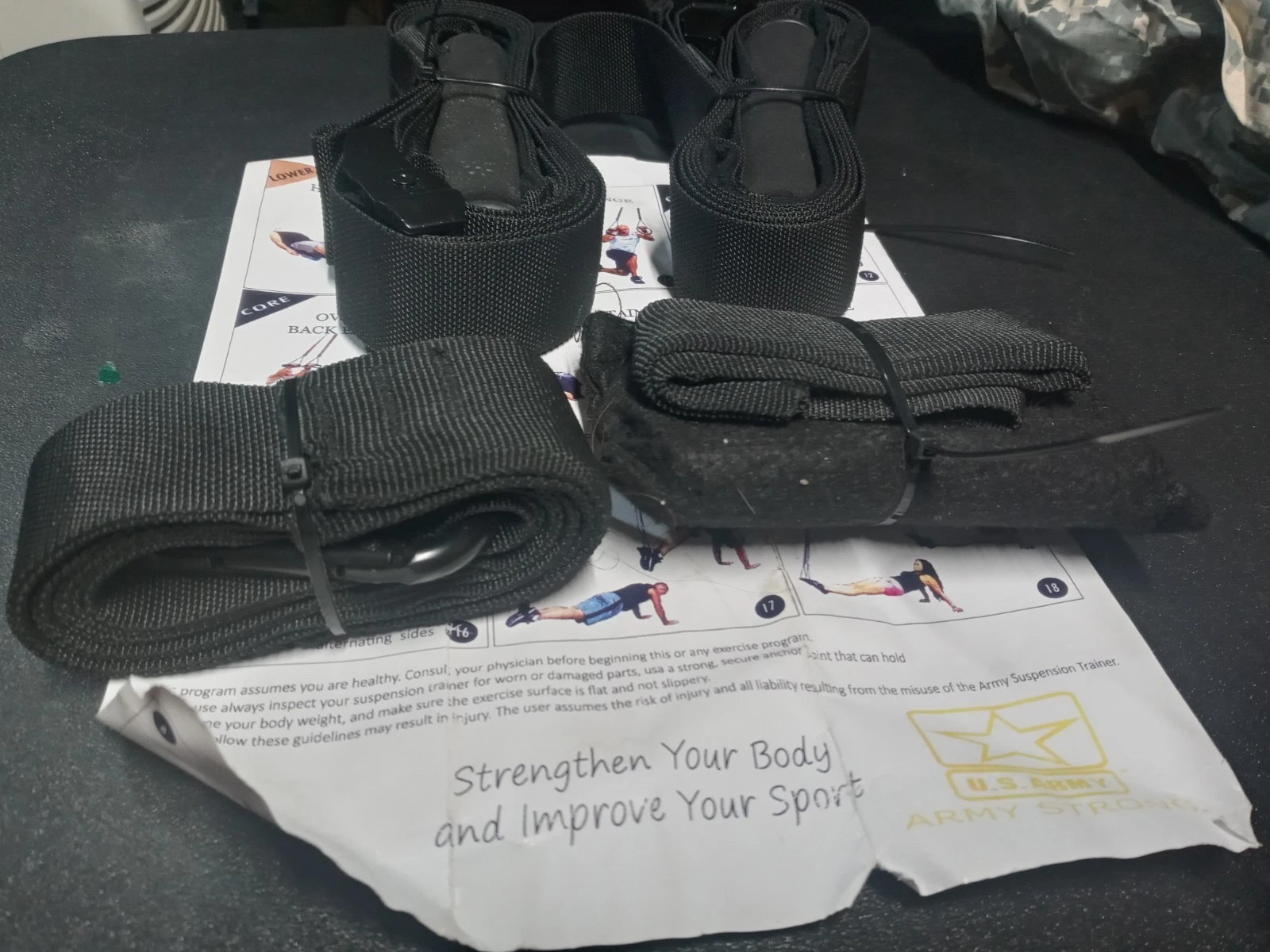 U.S. Army Strong Suspension Trainer Strength Builder Never Used
