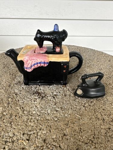 Early 90s Cardinal Inc. Sewing Machine Teapot,  WHIMSICAL COLLECTION, 20 oz - Picture 1 of 12