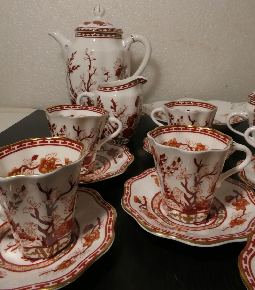 COALPORT INDIAN TREE CORAL BONE CHINA ENGLAND DINNER SET 22 COALPORT INDIAN TREE CORAL BONE CHINA ENGLAND DINNER SET 22