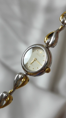 Vintage Seiko Tisse Two-Tone Round Ladies Watch | Heartleaf Heart