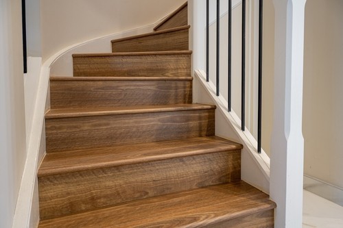 Hydro Tuff 100% Waterproof SPC Hybrid Flooring 9mm Thick planks- Spotted Gum - Picture 7 of 7