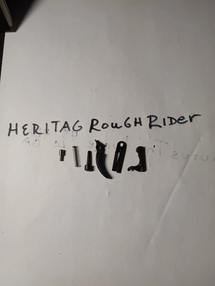 HERITAG ROUGH RIDER 22LR 22MAG TRIGGER CYLINDER BOLT LOADING GATE ,,DETENT  — 第 2/2 张图片