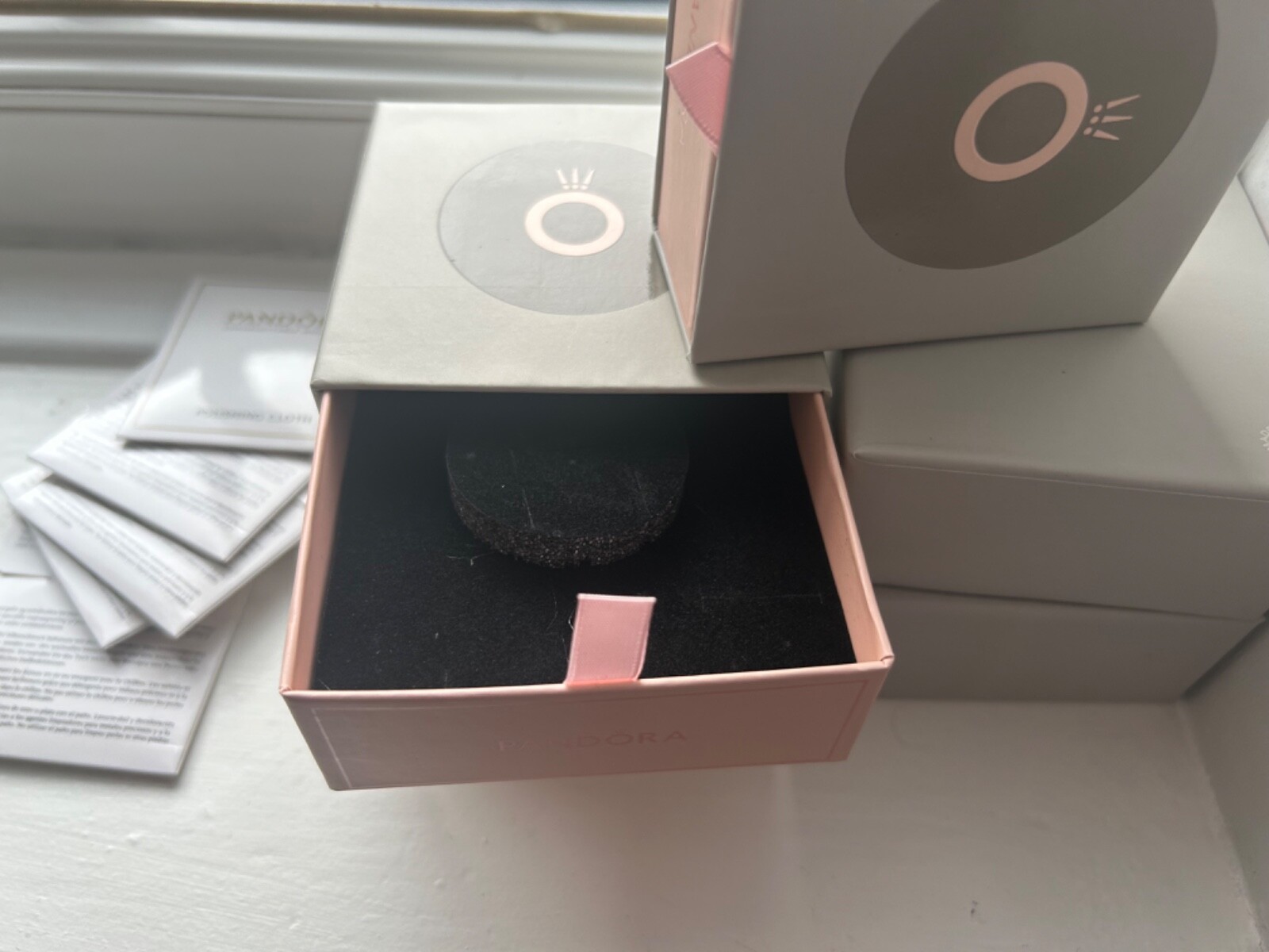 Genuine Pandora Empty Bracelet Boxs with Pandora cleaning cloths job