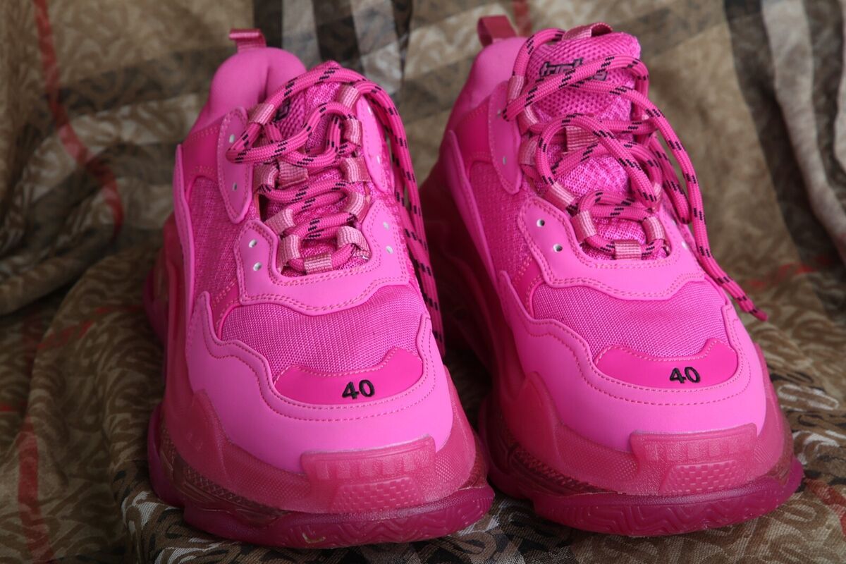 Balenciaga Authentic Triple S Pink $1090 Clear Sole Size 10 Balenciaga Authentic Triple S Pink $1090 Clear Sole Size 10