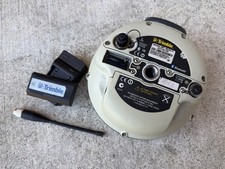 Trimble R8 Model 4 GPS GLONASS 450-470MHz 83745-36 Base/Rover Galileo BeiDo R8-4