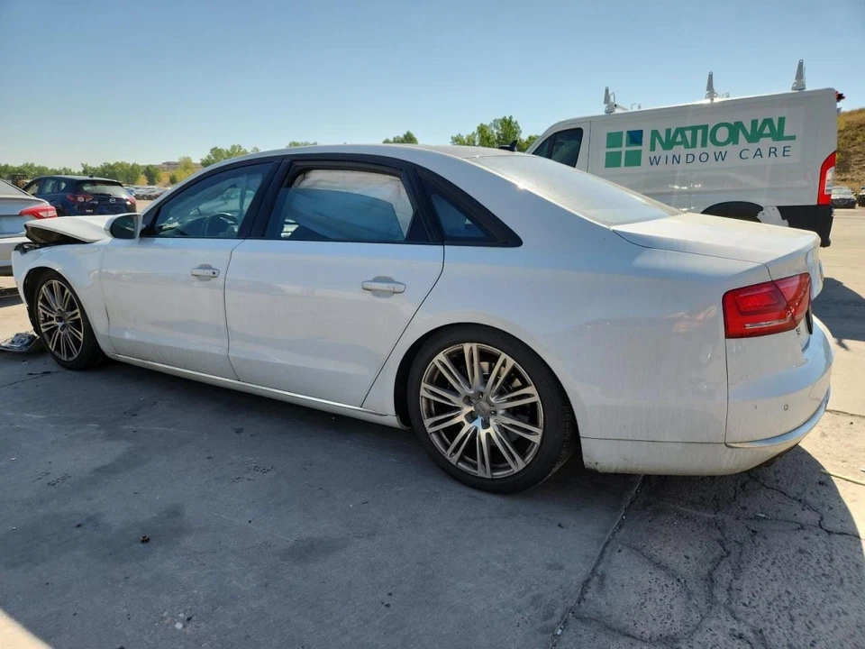 发球杆左遮阳板照明适合 10-18 奥迪 A8 651716 — 第 2/4 张图片