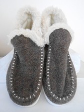 Men's Brown Tan Faux Wool Fleece Lined Rubber Bottom Slippers EUR-43, US-10