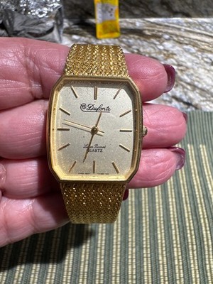 VINTAGE DUFONTE LUCIEN PICCARD GOLD TONE QUARTZ 30MM WRIST WATCH
