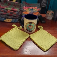 Handmade Set of 2 Potholders Nylon Woven Loom Hot Pads