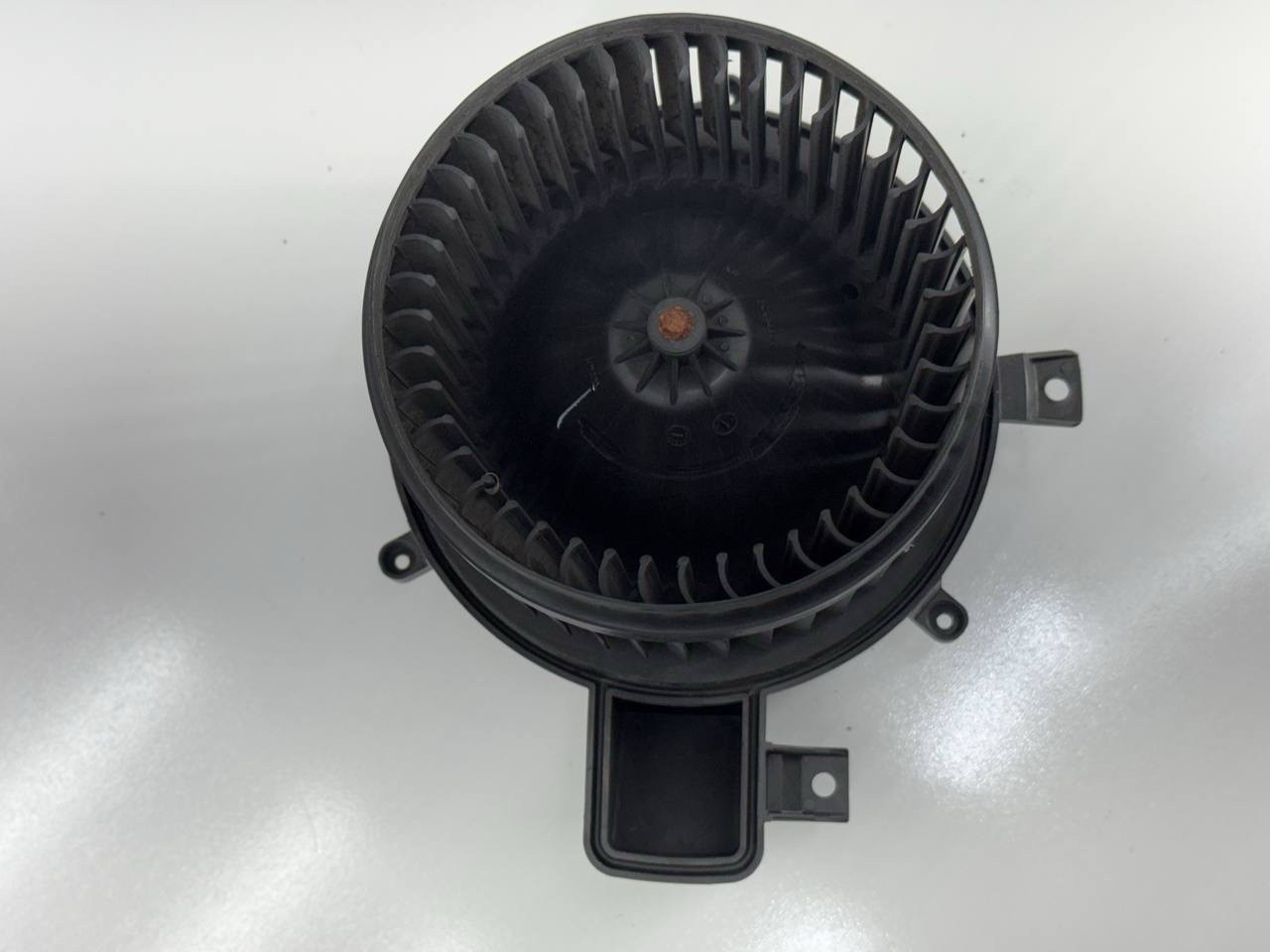 2014 - 2017 Maserati Ghibli S Q4 M157 Blower Motor HVAC Air Vent Fan Cage 434